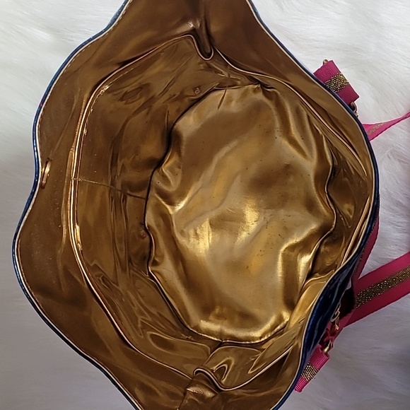 Y2K Hello Kitty Bowler Vinyl Sparkly Shoulder Bag - Picture 12 of 16